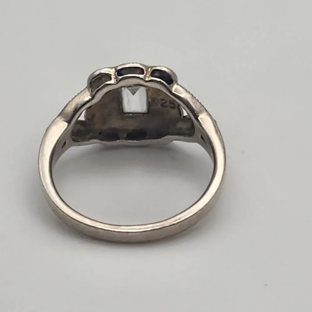 Sterling Silver Clear Quartz & Marcasite Ring (6.75)